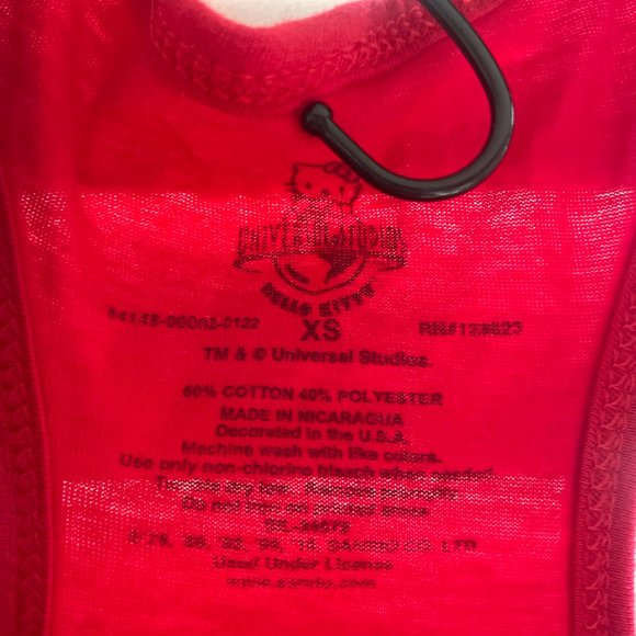 Universal Studios Hello Kitty Psycho Bates Motel Tank Top XS - NWT - Picture 3 of 4